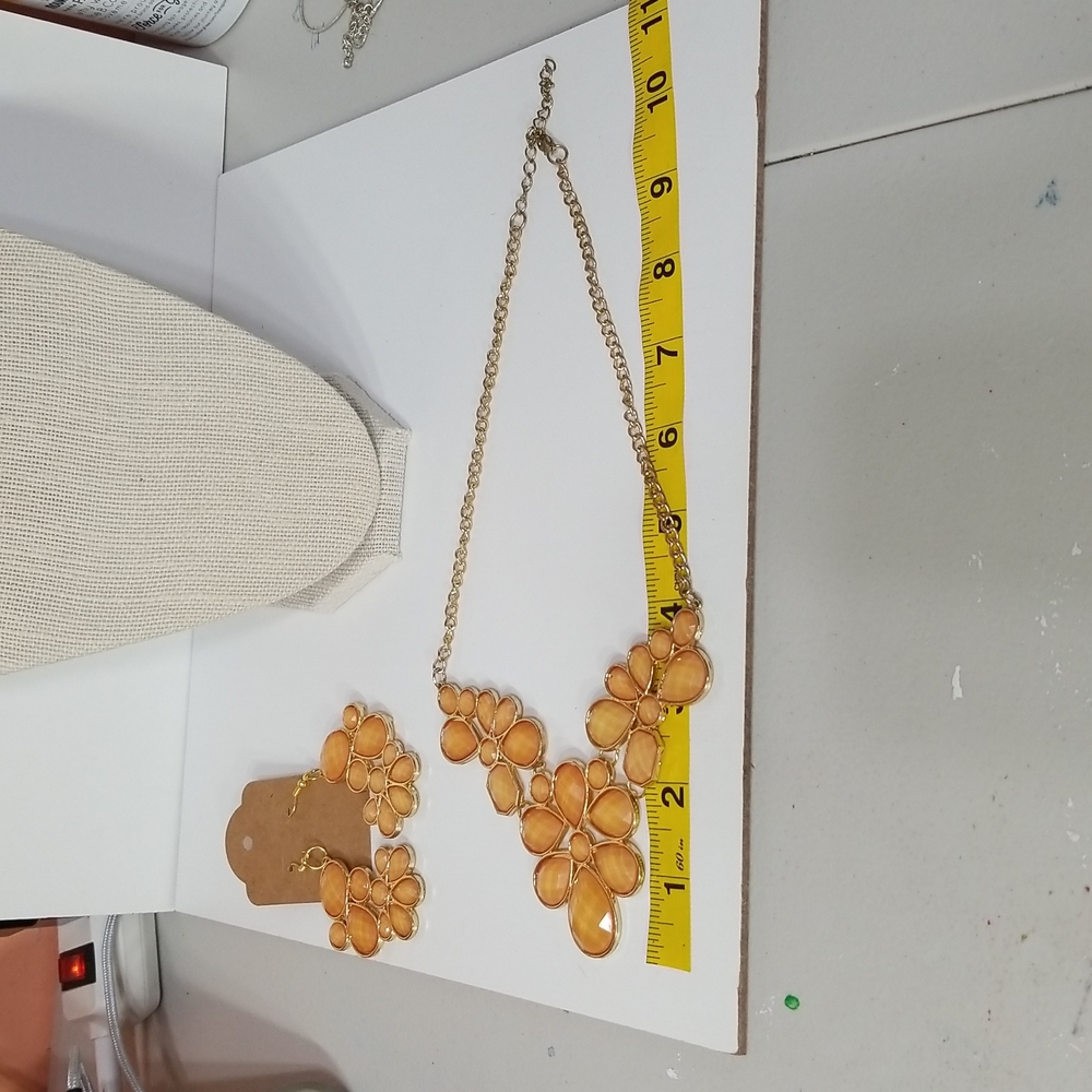 🌞Reincarnated Chunky Shimmer Mustard Yellow Jewelry Set - Picture 7 of 8